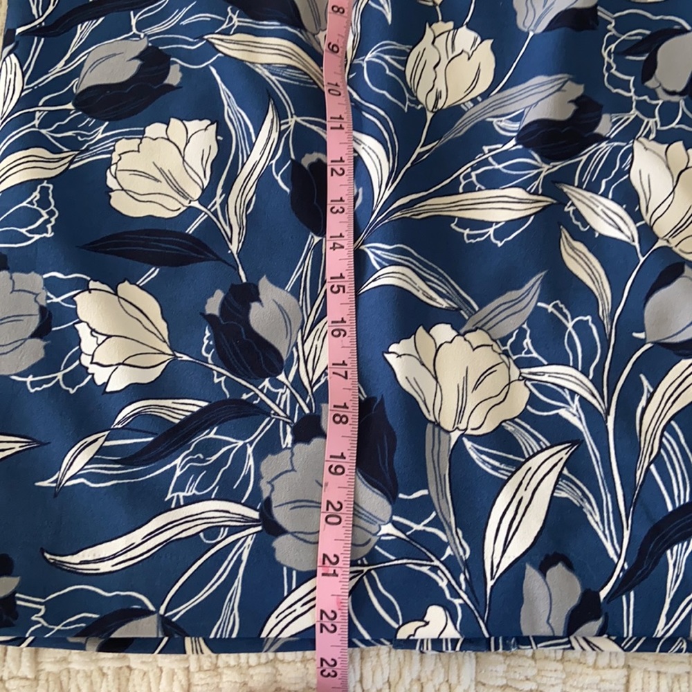 Banana Republic Floral Pencil Skirt Sz 4 - Picture 12 of 12